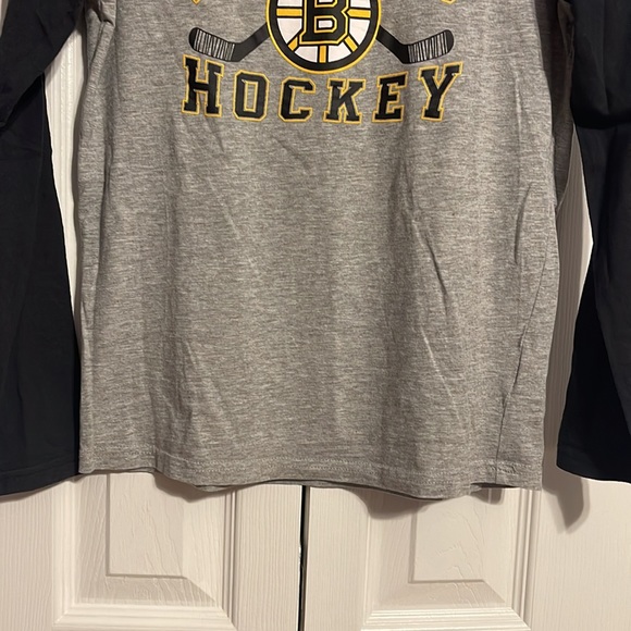 NHL Bruins Hockey long sleeve shirt size kids medium 10-12 NWOT - Picture 6 of 8